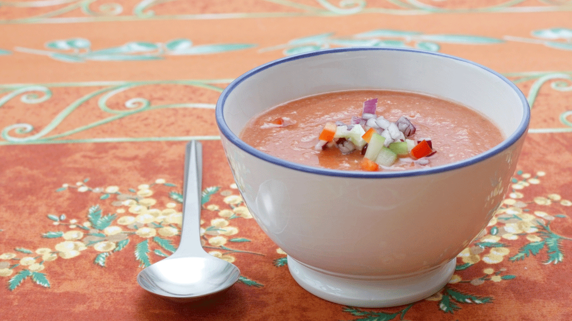 gazpacho di pomodoro all'andalusa