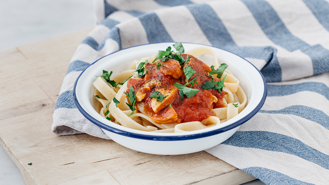 Tagliatelle con sugo di funghi porcini